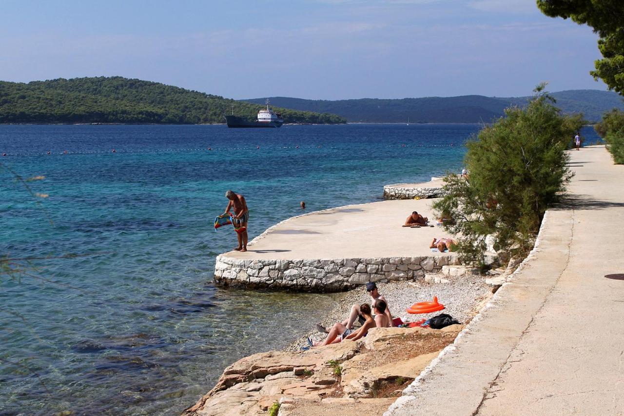 Apartments By The Sea Bobovisca Na Moru, Brac - 5682 Ложишча Экстерьер фото