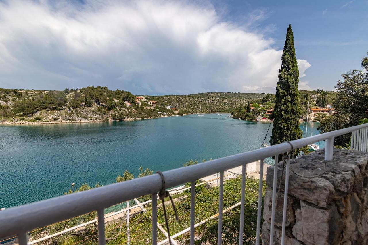 Apartments By The Sea Bobovisca Na Moru, Brac - 5682 Ложишча Экстерьер фото