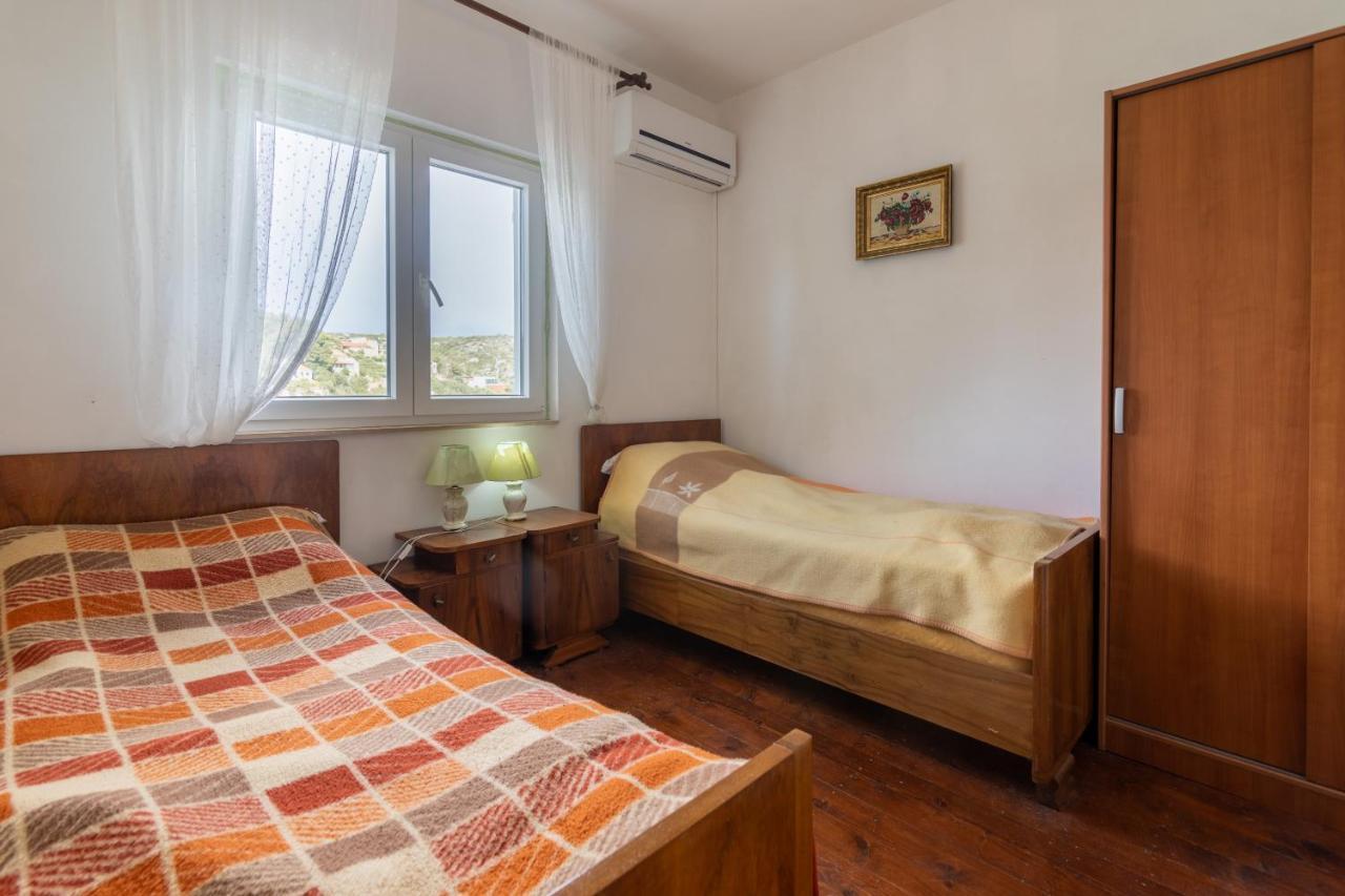 Apartments By The Sea Bobovisca Na Moru, Brac - 5682 Ложишча Экстерьер фото